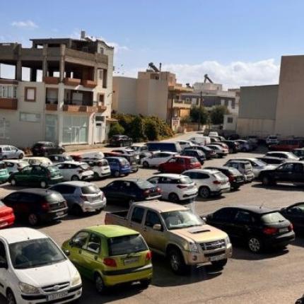 παρκινγ δημαρχειο μαλεβιζίου