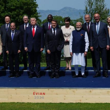 G7