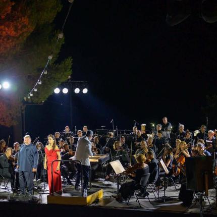 ΚΡΑΤΙΚΗ ΟΡΧΗΣΤΡΑ ΣΕ ΓΚΟΥΒΕΡΝΙΩΤΙΣΣΑ