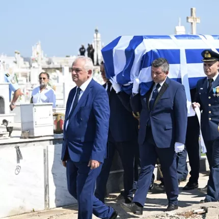 Κηδεία σμηναγός Πύργος 