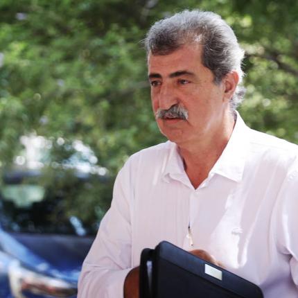 παυλος πολακης