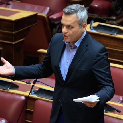 μαμουλακης 