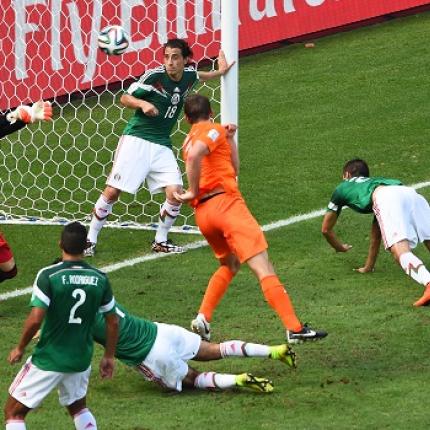 H Ολλανδία πήρε την πρόκριση κερδίζοντας 2-1 το Μεξικό