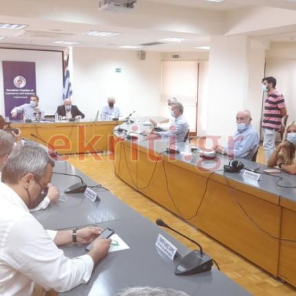 Ο Αλ. Τσίπρας στο Επιμελητήριο Ηρακλείου
