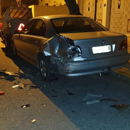 Πήρε σβάρνα τα σταθμευμένα αυτοκίνητα