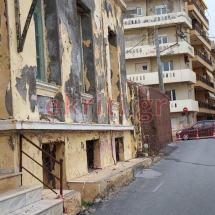 Επιτακτική ανάγκη να γίνουν εργασίες στο κτίριο