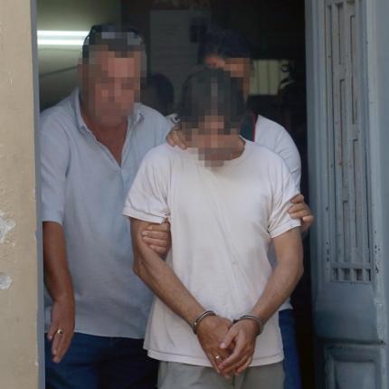 πατροκτόνος καμίνια