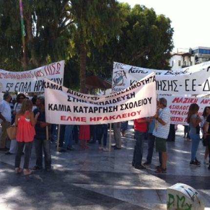 Κλιμάκωνουν τις αντιδράσεις τους καθηγητές και γονείς για το μάθημα στο Πάσχα