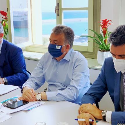 Υφυπουργός - Γενικός Γραμματέας - Περιφερειάρχης