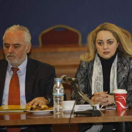 Ομαδικές απολύσεις κιαι άλλα εργασιακά θέματα σε τηλεδιάσκεψη με τεχνικά κλιμάκια της τρόικας