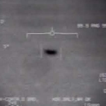 Ο πιλότος που είδε και κατέγραψε το UFO Tic Tac σπάει τη σιωπή του (βίντεο).jpg