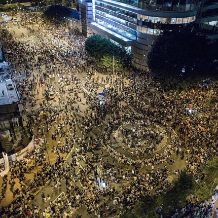 Ανησυχεί το Λονδίνο για το Χονγκ Κονγκ