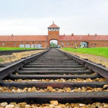 Η Μόσχα καταγγέλλει την Πολωνία για "παραχάραξη της Ιστορίας"