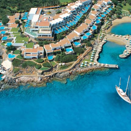 Στις λίστες με τα πλέον πολυτελή -οικογενειακά ξενοδοχεία η Κρήτη
