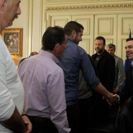 μαξιμου,τσιπρας,αγροτες