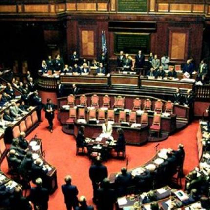 Ιταλία: Ένταση στη συνεδρίαση της γερουσίας - Η αντιπολίτευση ζητά την παραίτηση του προέδρου 