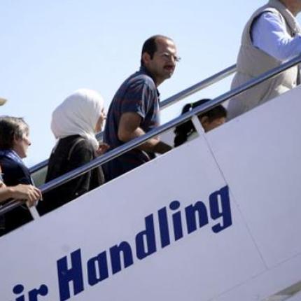 πρόσφυγες αεροπλάνο