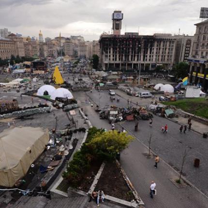 Τέσσερις τραυματίες από χρήση μη θανατηφόρων όπλων στο Κιέβου