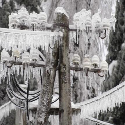 Σφοδρή χιονοθύελλα πλήττει την Σλοβενία