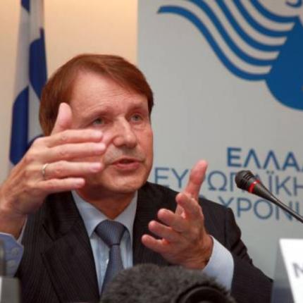 Εύσημα Ράιχενμπαχ για ΕΣΠΑ - Υγεία, "κόκκινη" για ΦΠΑ και ληξιπρόθεσμα 