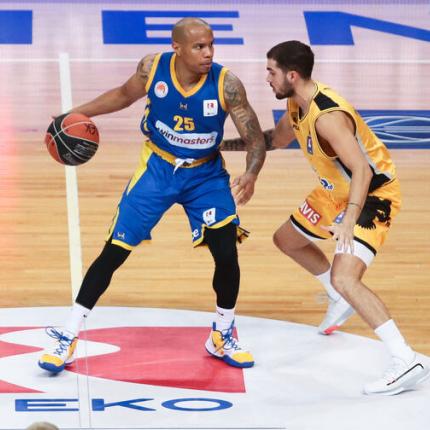 aek-peristeri-bcl.jpg