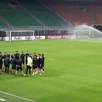 aek_san_siro.jpg