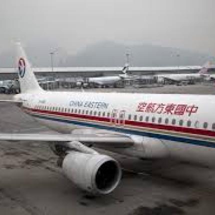 Κίνα: Επιβάτες ανοίγουν τις πόρτες του αεροσκάφους μόλις πριν από την απογείωση