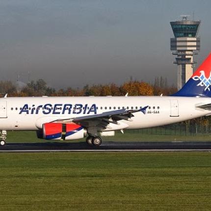 Αεροσκάφος της "Air Serbia" επέστρεψε στο αεροδρόμιο του Βελιγραδίου λόγω βλάβης