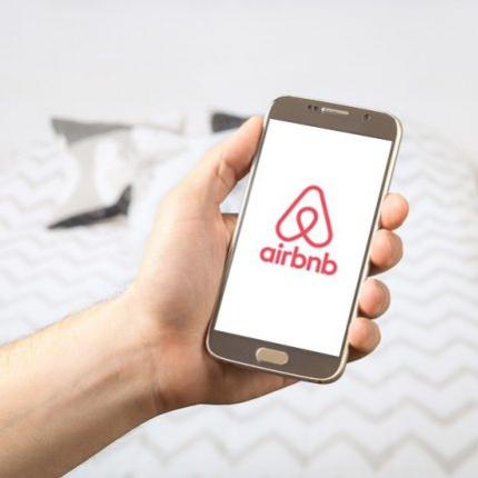 airbnb-750x431.jpg