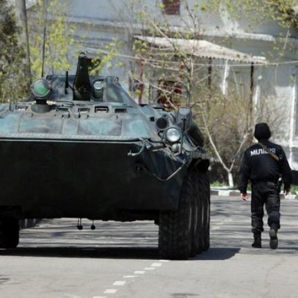 Δύο εθελοντές σκοτώθηκαν σε συγκρούσεις στην ανατολική Ουκρανία