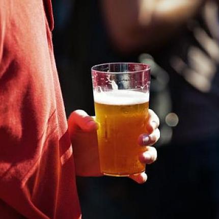 αλκοόλ νέος