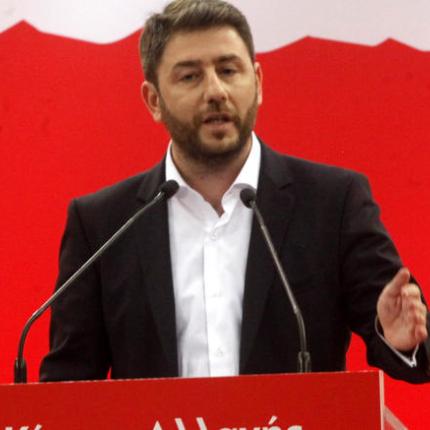 androulakis-den-boitha-oute-i-igemonismos-oute-i-babulwnia.w_l.jpg