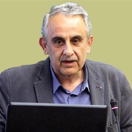 αντώνης παπαδεράκης