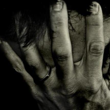 Απόπειρα αυτοκτονίας απο 75χρονη με καυστικό υγρό στο Γιόφυρο