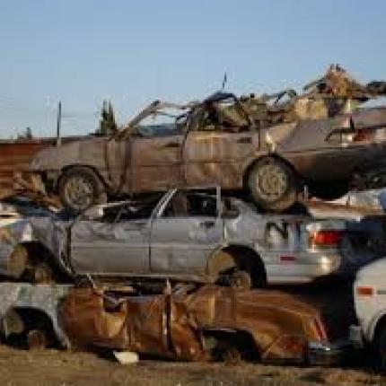 Μέχρι το τέλος του έτους παρατείνεται η απόσυρση των αυτοκινήτων 