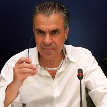 αργύρης ντινόπουλος