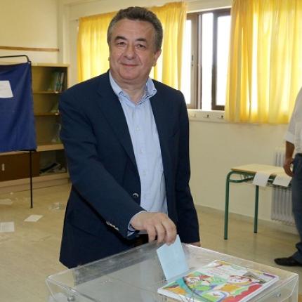Στον τόπο καταγωγής του ψήφισε ο Σταύρος Αρναουτάκης