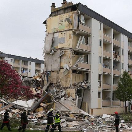 Γαλλία: Ενα παιδί νεκρό και δέκα τραυματίες από έκρηξη σε κτίριο