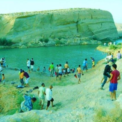 Μυστηριώδης όαση εμφανίζεται στην έρημο της Τυνησίας!
