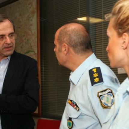 Στη ΓΑΔΑ o A.Σαμαράς για συνάντηση με στελέχη Αντιτρομοκρατικής
