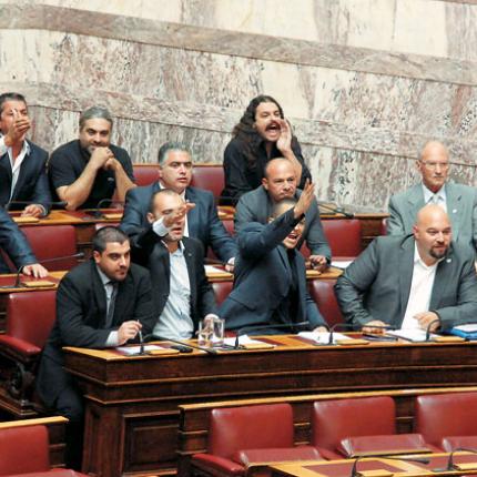 Μαρκογιαννάκης - Μητσοτάκης: Δεν δεχόμαστε στήριξη από τη Χρυσή Αυγή