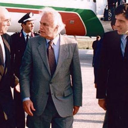 Ο Γιάννος αποκαλύπτει άγνωστες πτυχές της ζωής του μέσα από το νέο του βιβλίο