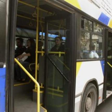 Λεωφορείο του αστικού ΚΤΕΛ τραυμάτισε ηλικιωμένη στα Χανιά