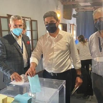 ΑΥΓΕΝΑΚΗΣ ΕΣΩΚΟΜΜΑΤΙΚΕΣ ΝΔ