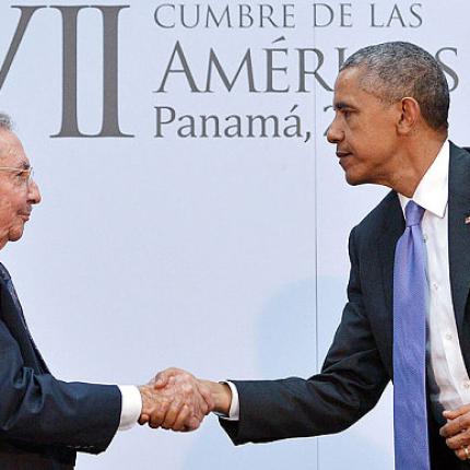 barack-obama-raul-_3264394b.jpg