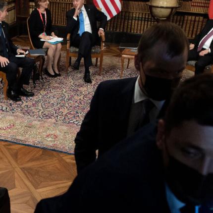 biden_dimosiografoi.jpg