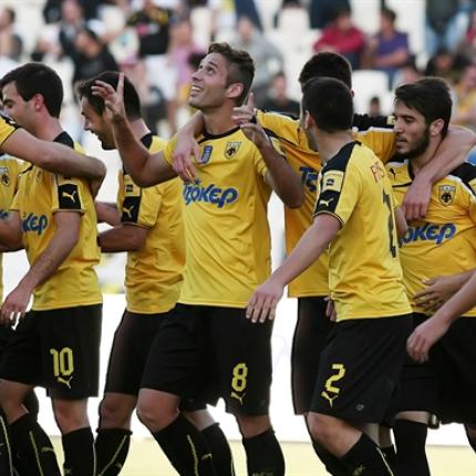 Γ Εθνική:Τα βλέμματα στον Άγιο Νικόλαο