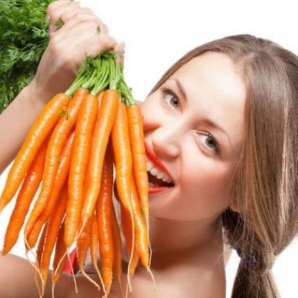 Μάσκα προσώπου με καρότο για θρέψη και ανανέωση