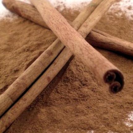 "Μπλόκο" σε φορτίο καρυδόψιχας και κανέλας από το Τελωνείο Πειραιά