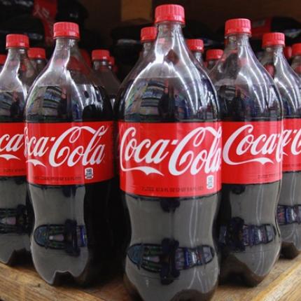 Μειώθηκαν τα κέρδη της Coca-Cola